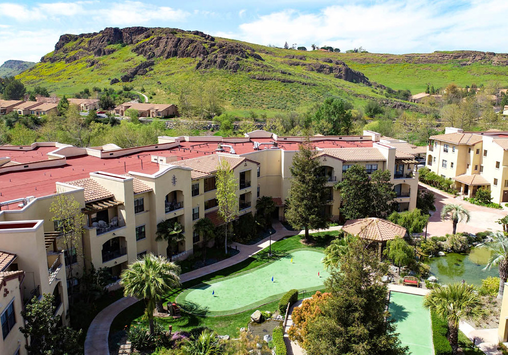 drone view of UVTO campus with closeup of courtyard and water feature