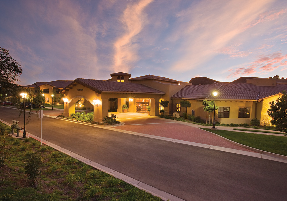Oakview 1000x700 2 Front of Oakview Health Center with a sunset sky