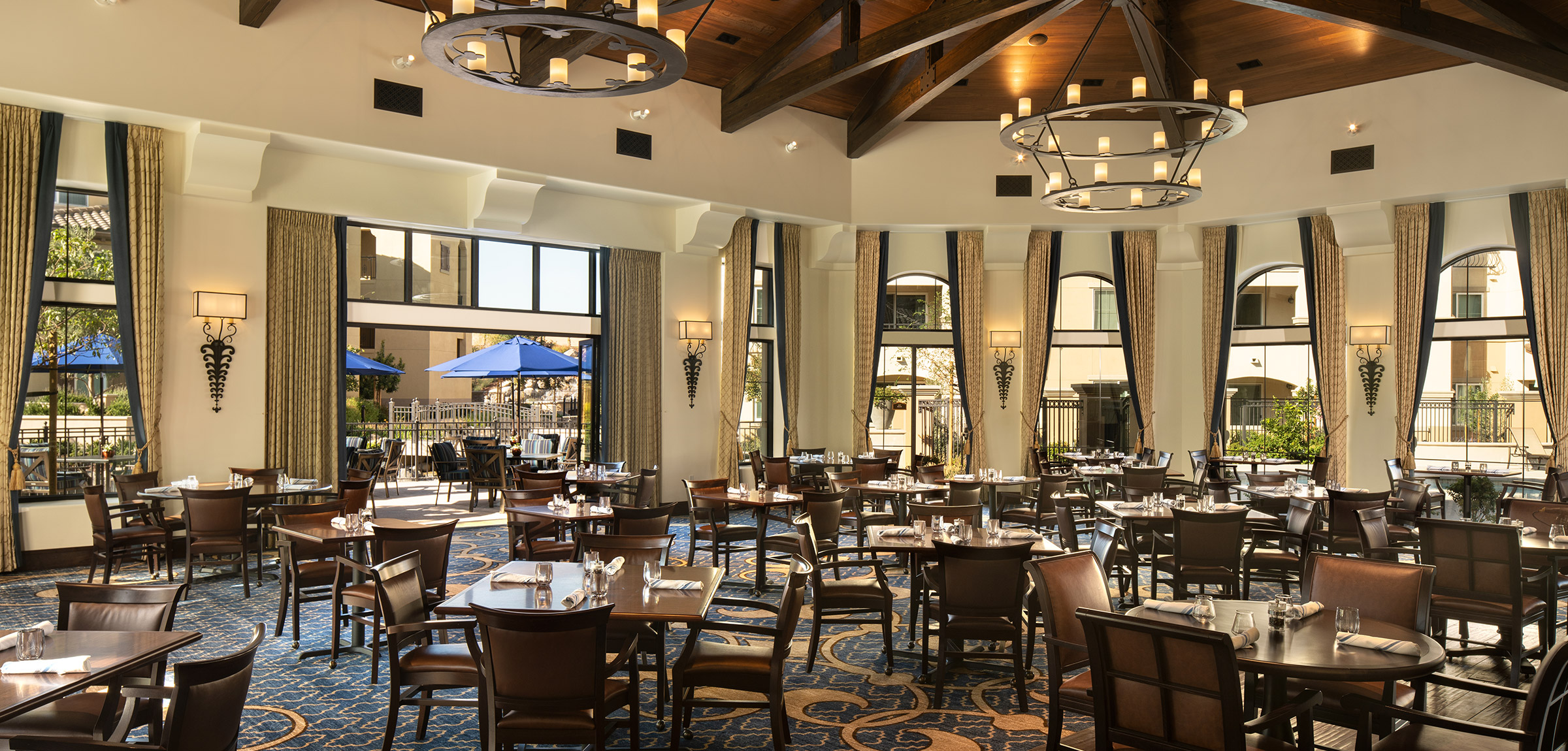 A dining room at Stoneridge Creek